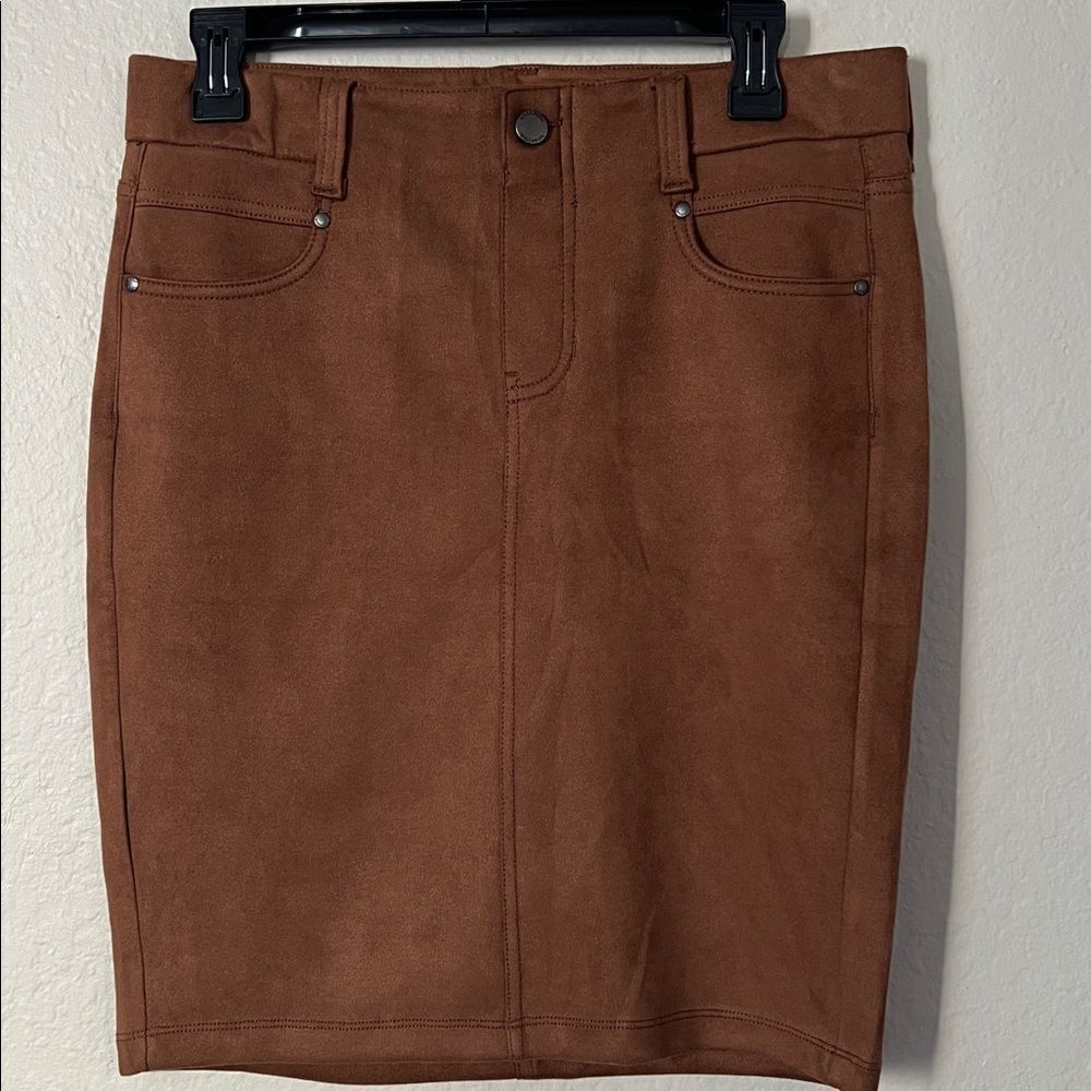 Liverpool Los Angeles Women's Faux Suede Skirt in Size 6/28
